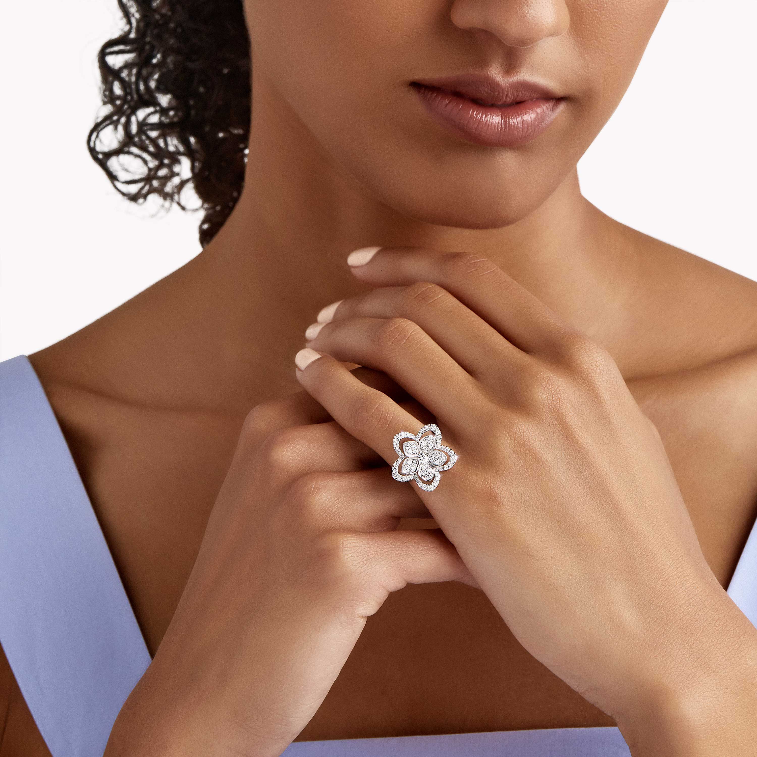 【Jewelry】K10WG フラワーモチーフ ダイヤモンド デザインリング A.0.04ct D.0.05ct 15号 2g/hm08329tg